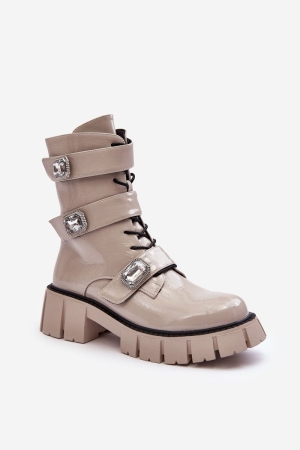 Ghete dama, Kesi - Stil modern cu detalii metalice